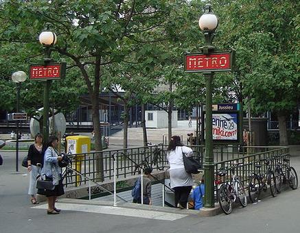 metro jussieu