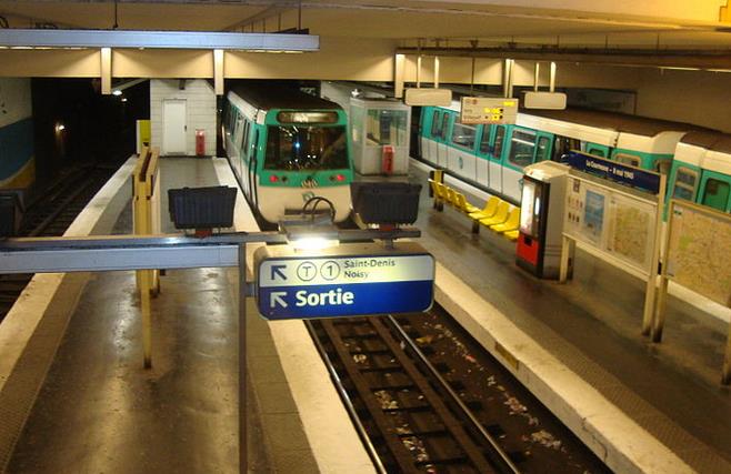 metro la courneuve