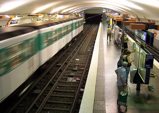 metro porte de pantin